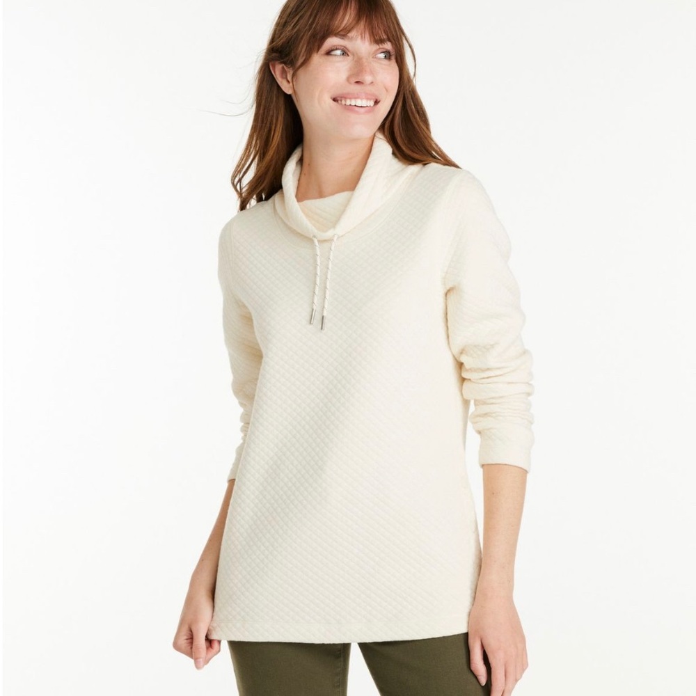 LL Bean Soft Light Quilted Funnel Neck Sweatshirt Women’s — Small PETITE